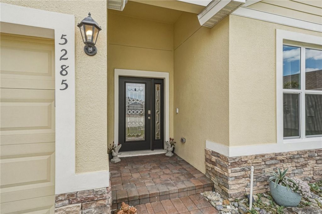 5285 2nd Manor, Vero Beach, FL 32968 Photo