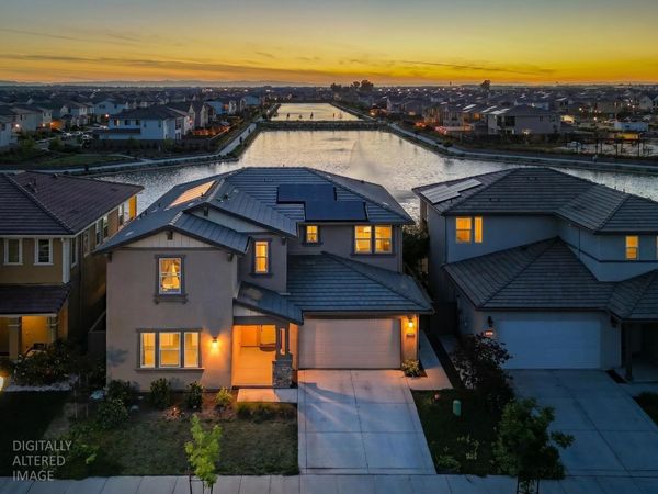 5743 Waterstone St, Sacramento, CA 95835