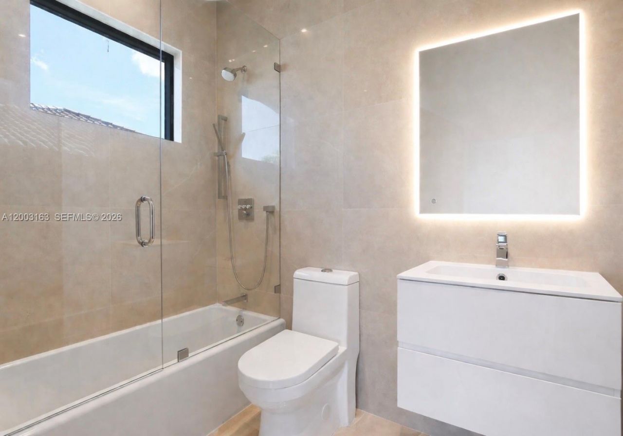 760 Woodcrest Rd , Key Biscayne, FL 33149 Photo