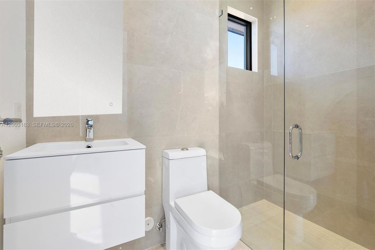 760 Woodcrest Rd , Key Biscayne, FL 33149 Photo