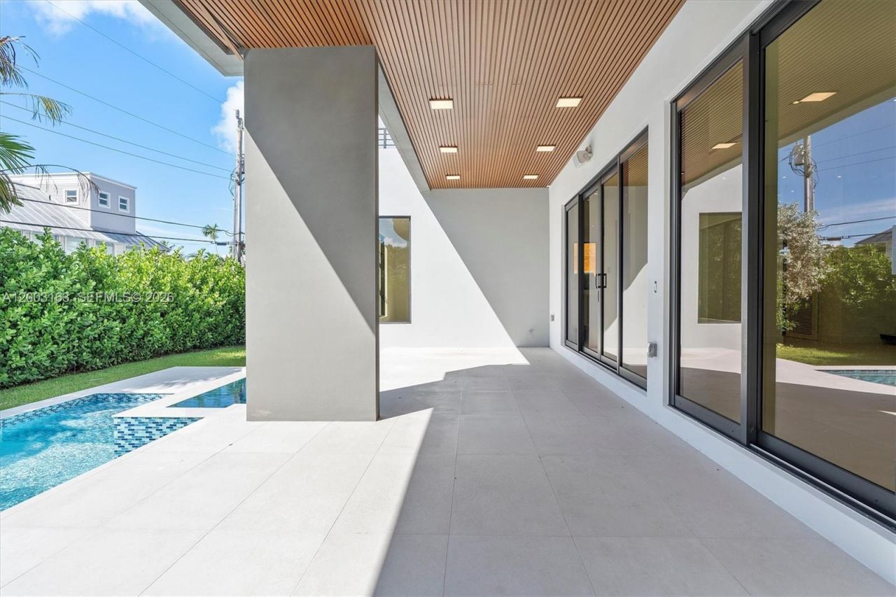 760 Woodcrest Rd , Key Biscayne, FL 33149 Photo