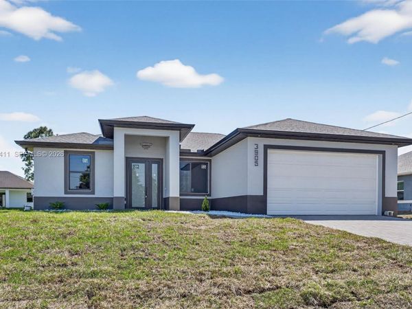 312 Rand Ave., Lehigh Acres, FL 33974