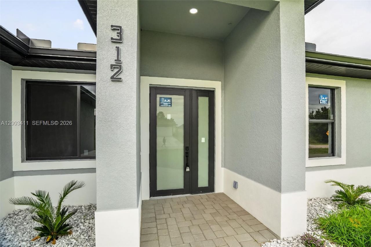 312 Rand Ave., Lehigh Acres, FL 33974 Photo