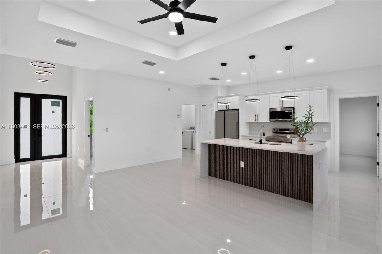 312 Rand Ave., Lehigh Acres, FL 33974 Photo