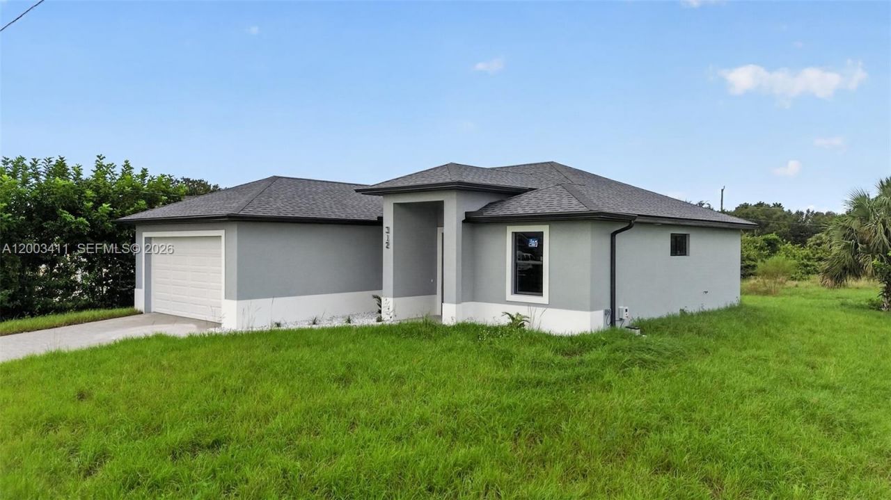 312 Rand Ave., Lehigh Acres, FL 33974 Photo