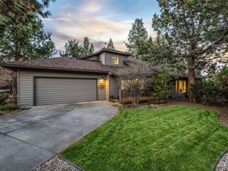 3054 NW Clubhouse Drive Bend, OR 97703