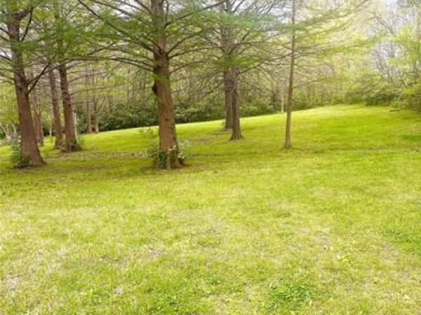 xxx Maple Grove Rd., Troy, IL 62294