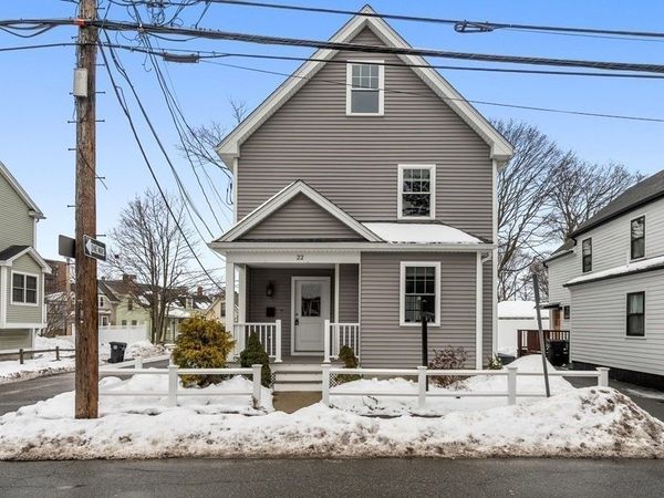 22 Myrtle St, Watertown, MA 02472