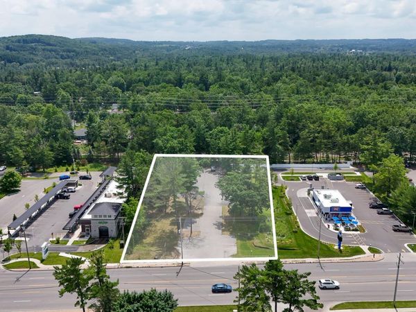 1818 US-31 N, Traverse City, MI 49686