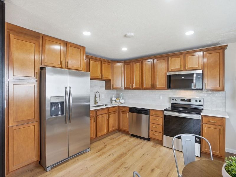 3757 Amwell Road W, Columbus, OH 43207 Photo 11
