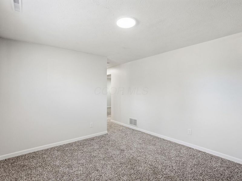 3757 Amwell Road W, Columbus, OH 43207 Photo 28