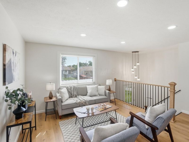 3757 Amwell Road W, Columbus, OH 43207 Photo 5