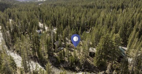 51305 Tamarack Crescent, Soda Springs, CA 95728 Photo
