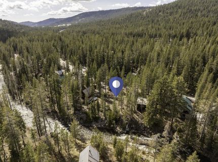 51305 Tamarack Crescent, Soda Springs, CA 95728 Photo