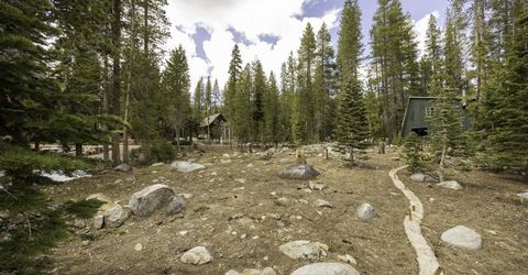 51305 Tamarack Crescent, Soda Springs, CA 95728 Photo