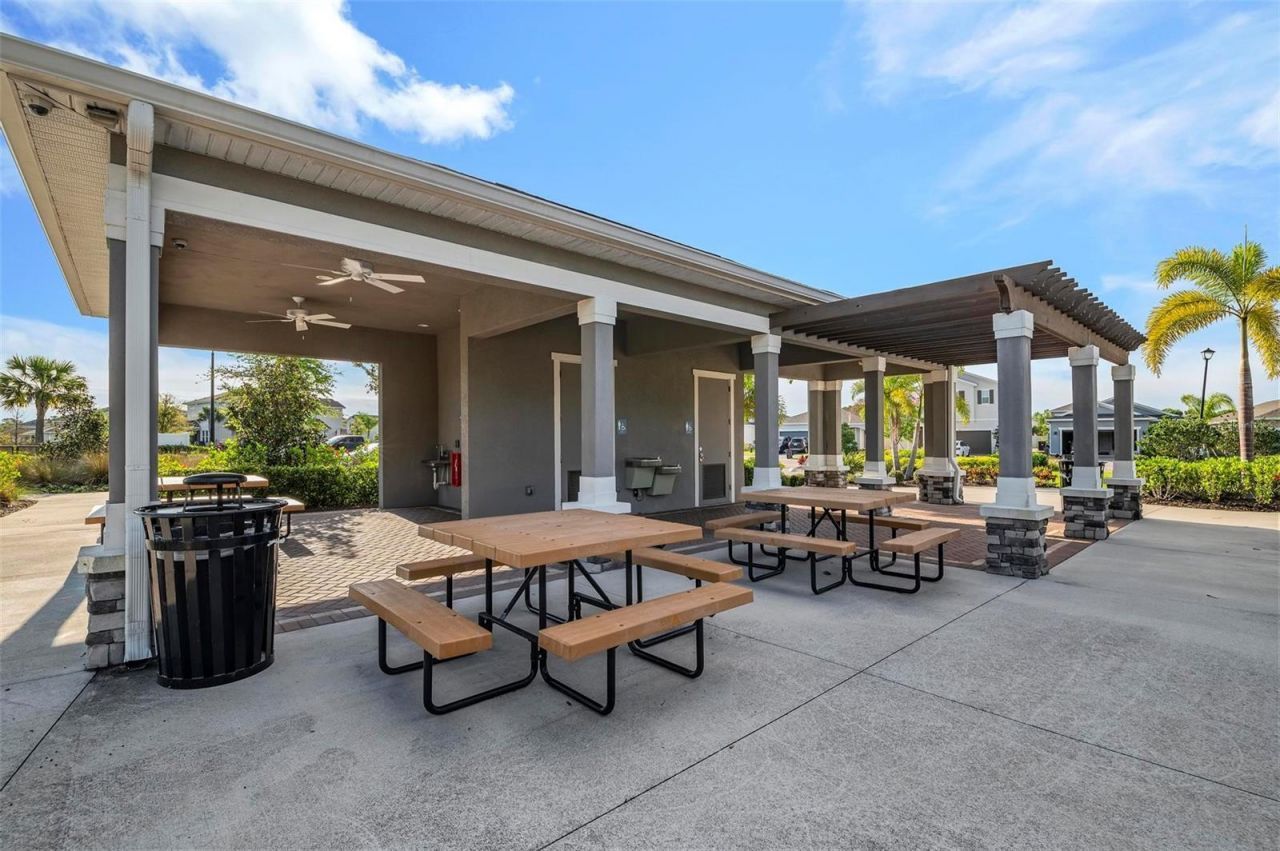 6305 Springmont Loop , Palmetto, FL 34221 Photo