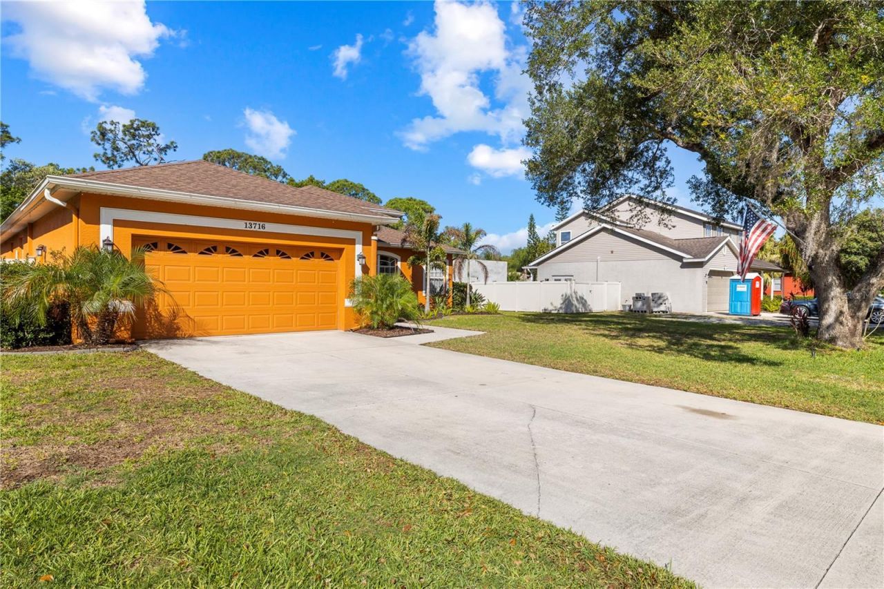 13716 18th Place E, Bradenton, FL 34212 Photo
