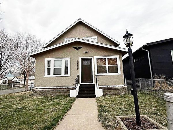 3559 2nd Street NE, Minneapolis, MN 55418