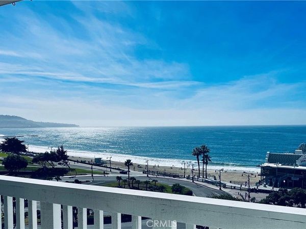 640 The Village, Redondo Beach, CA 90277