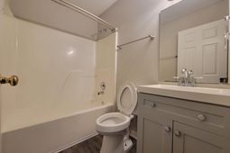 1884 Tamara Way  photo 4