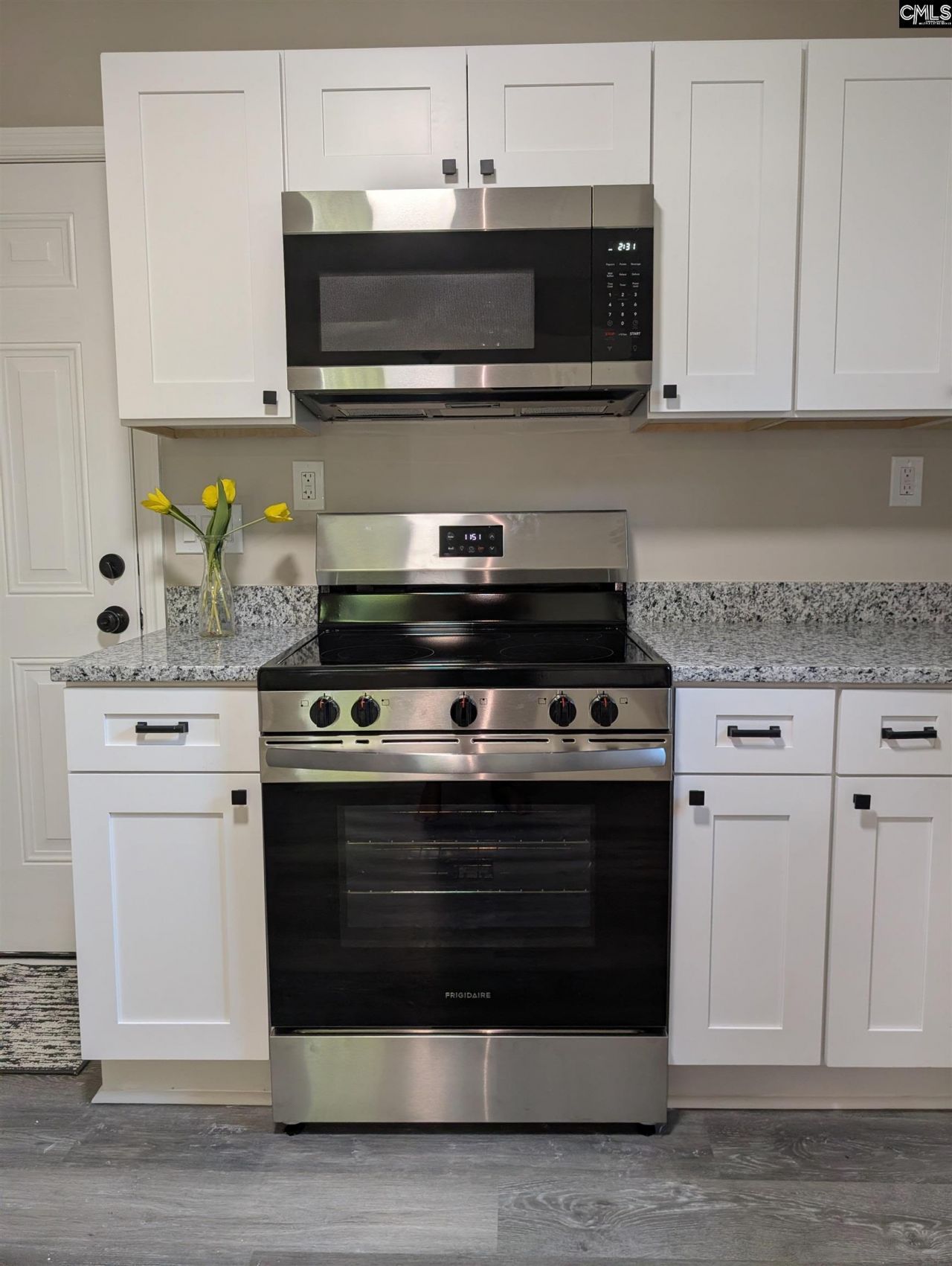 110 Woodlawn Avenue  Photo 11