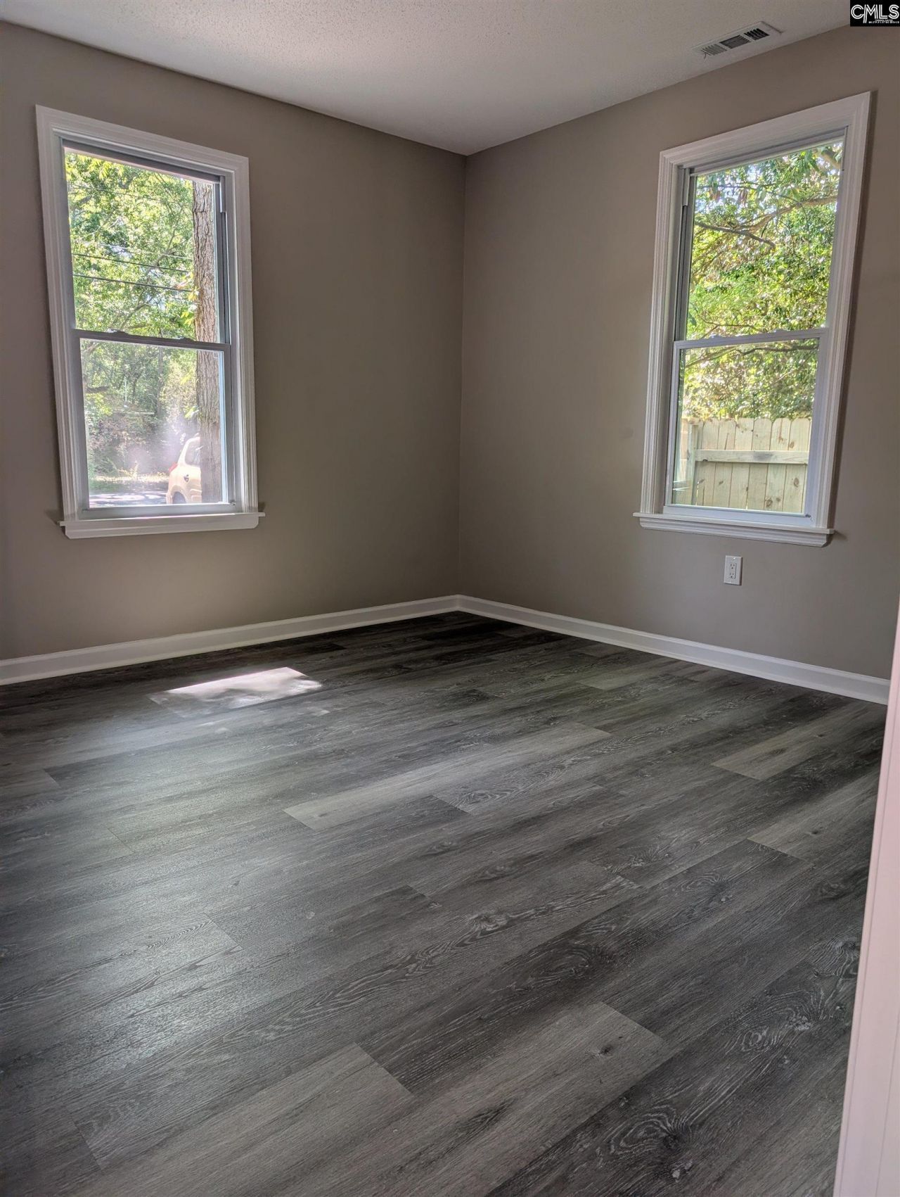 110 Woodlawn Avenue  Photo 28