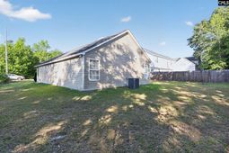134 Hester Woods Drive photo 4