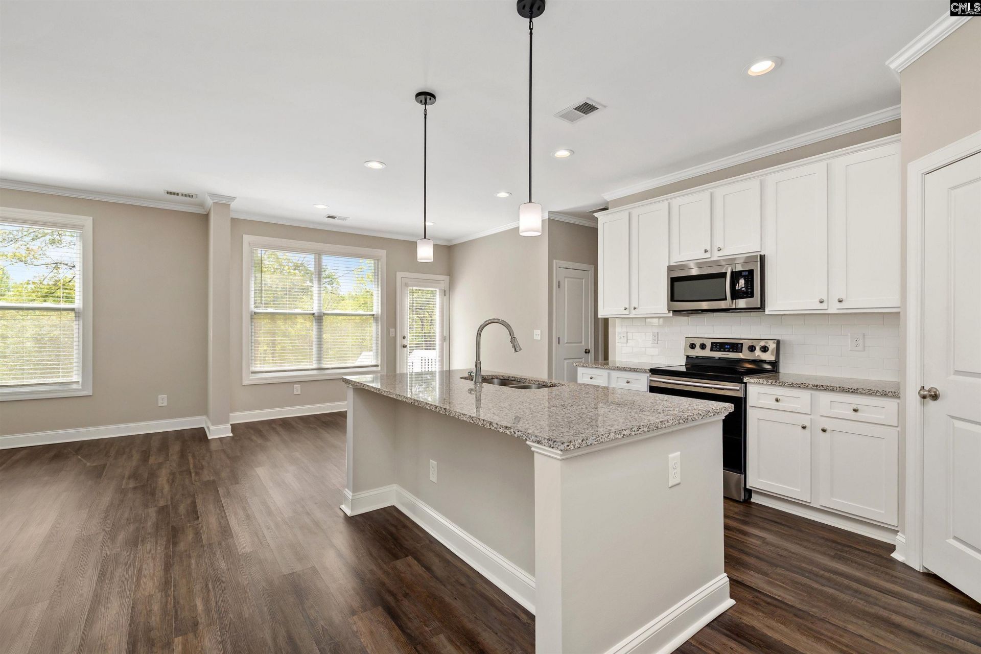 49 Competition Drive  Photo 15