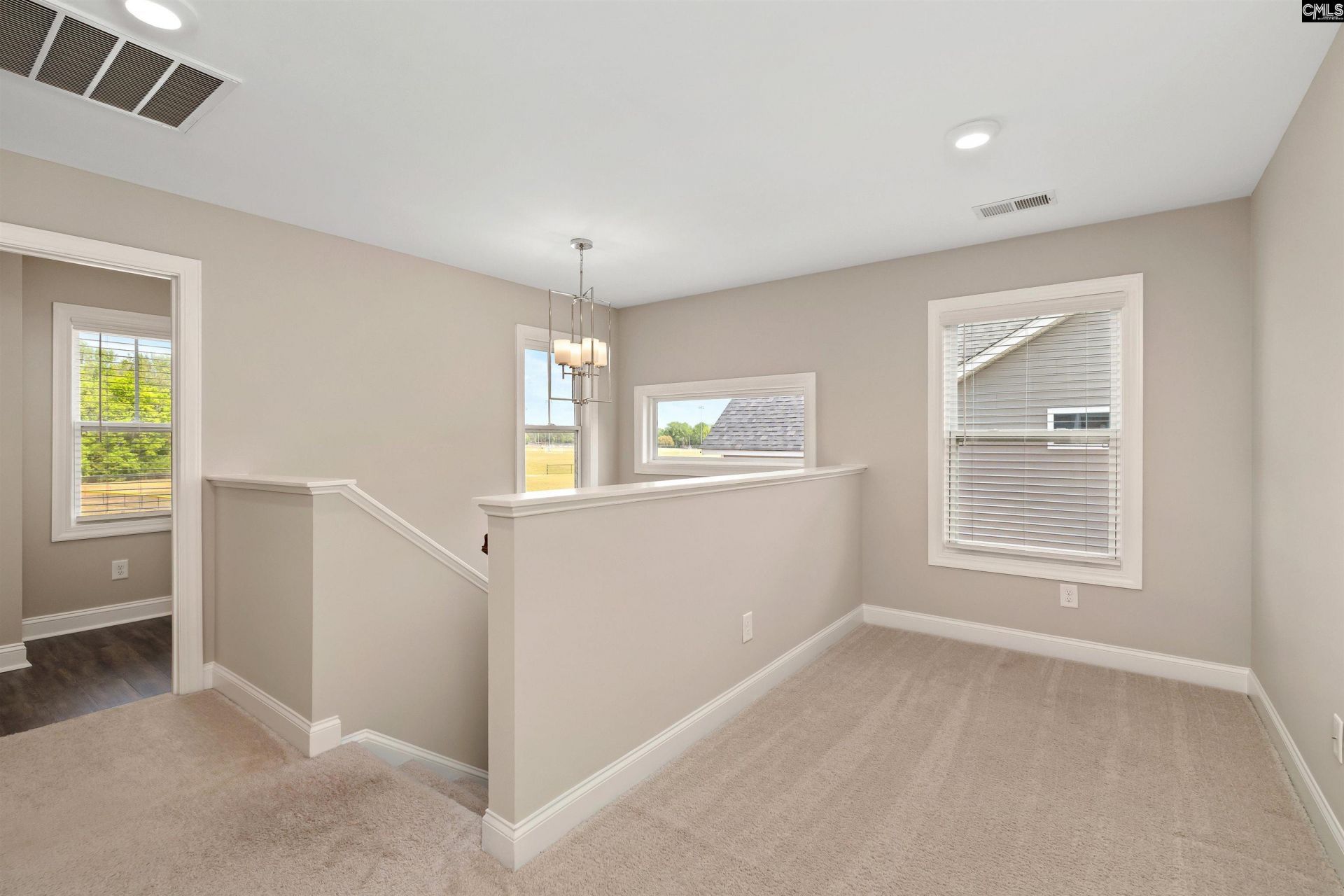 49 Competition Drive  Photo 33