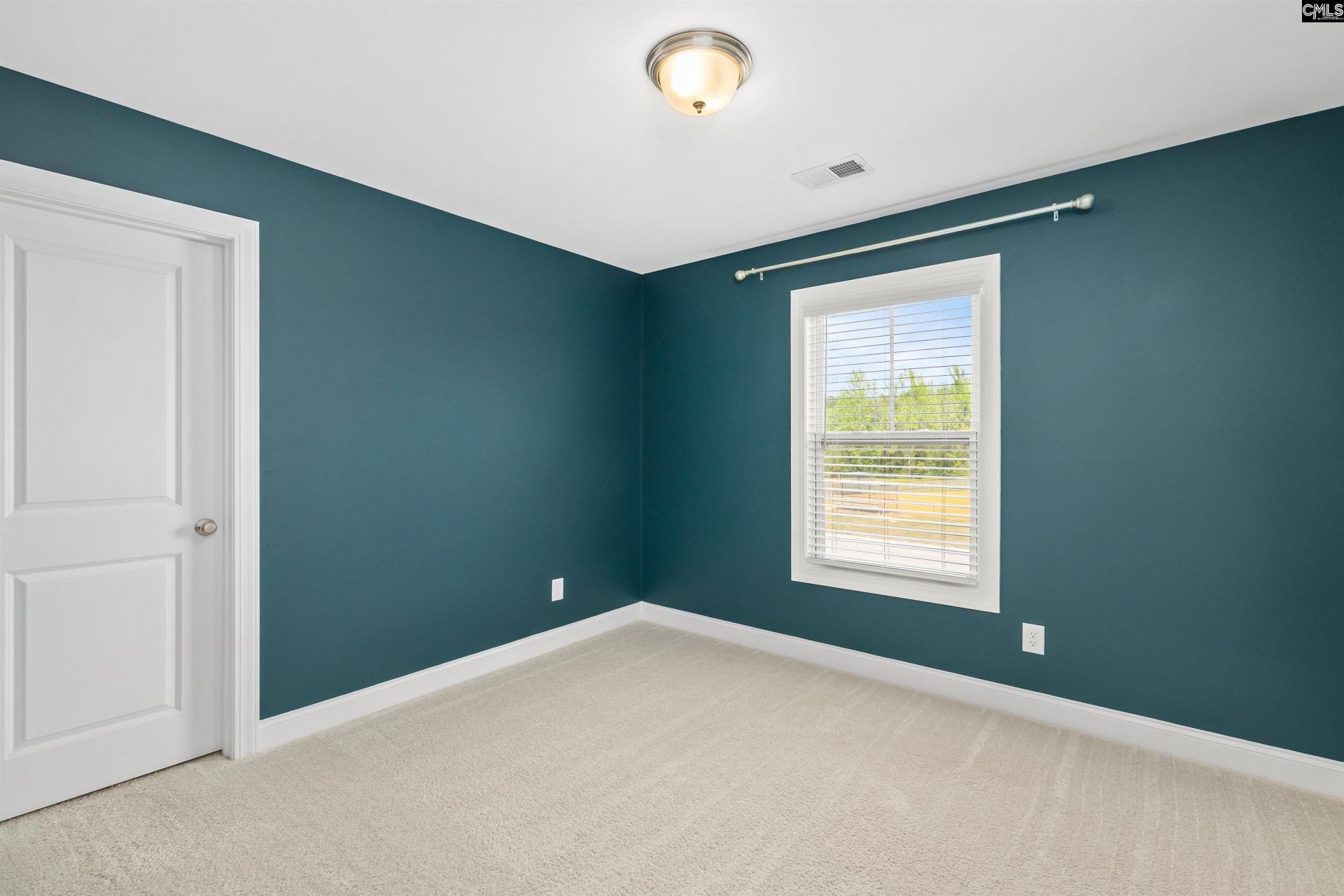 49 Competition Drive  Photo 35