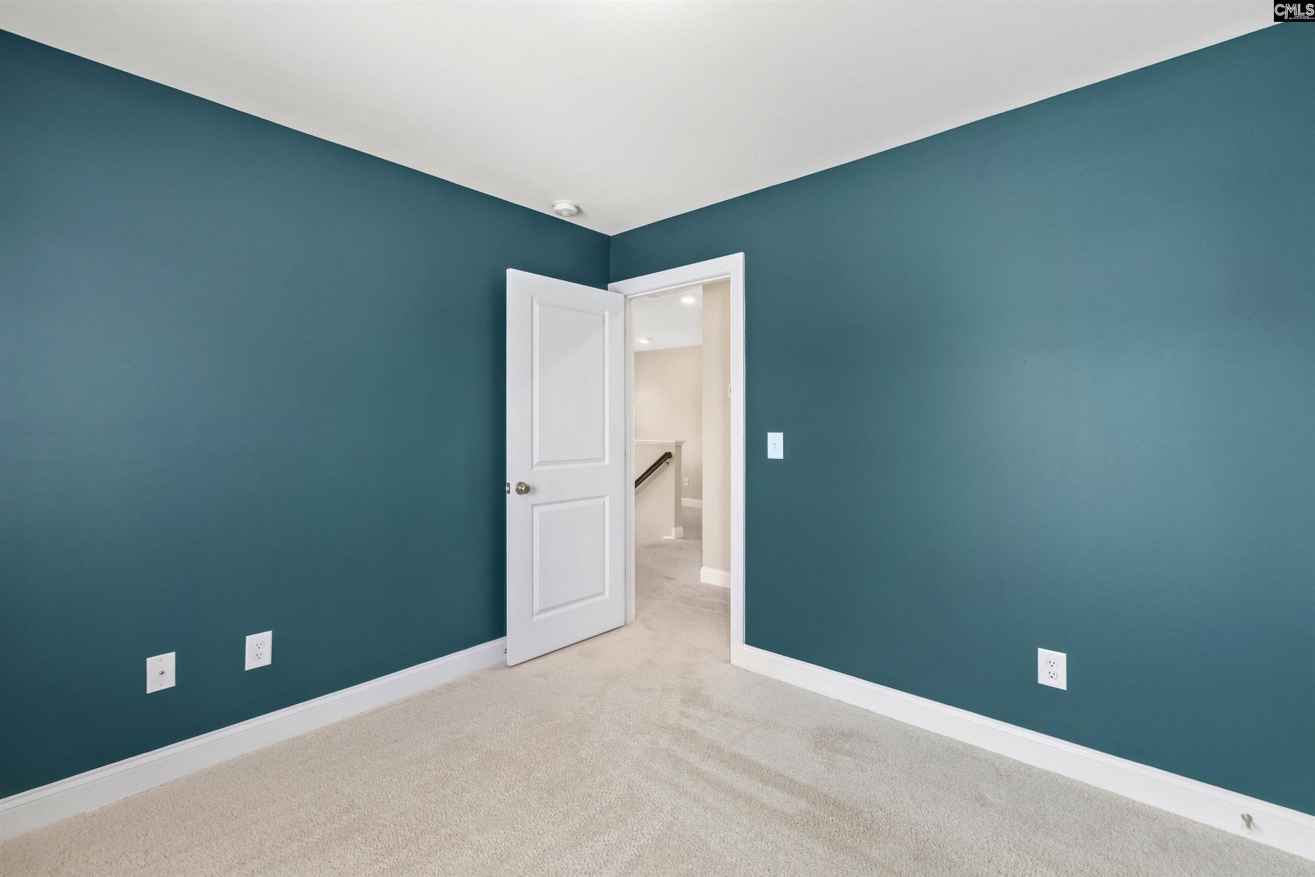 49 Competition Drive  Photo 36