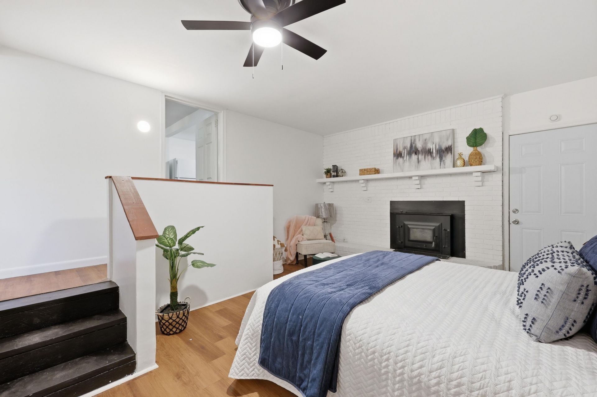 1908 Iron Street Photo 12