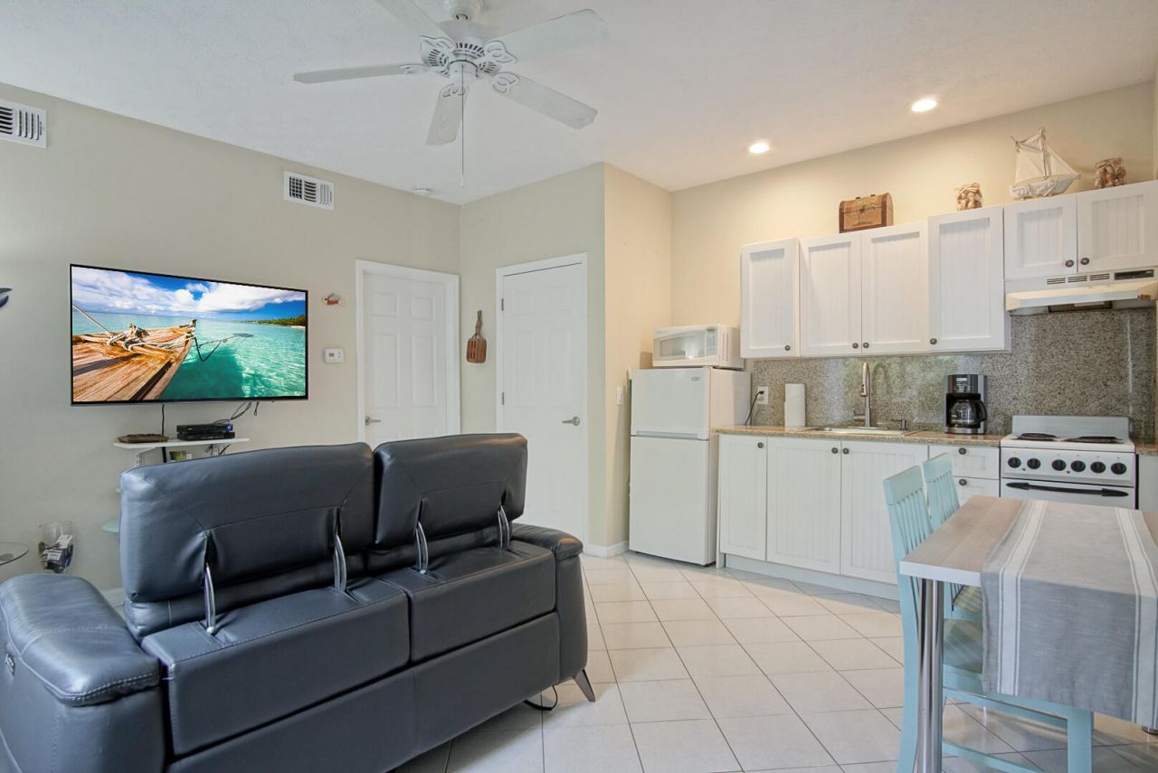 413 Hernando Street, Fort Pierce, FL 34949 Photo