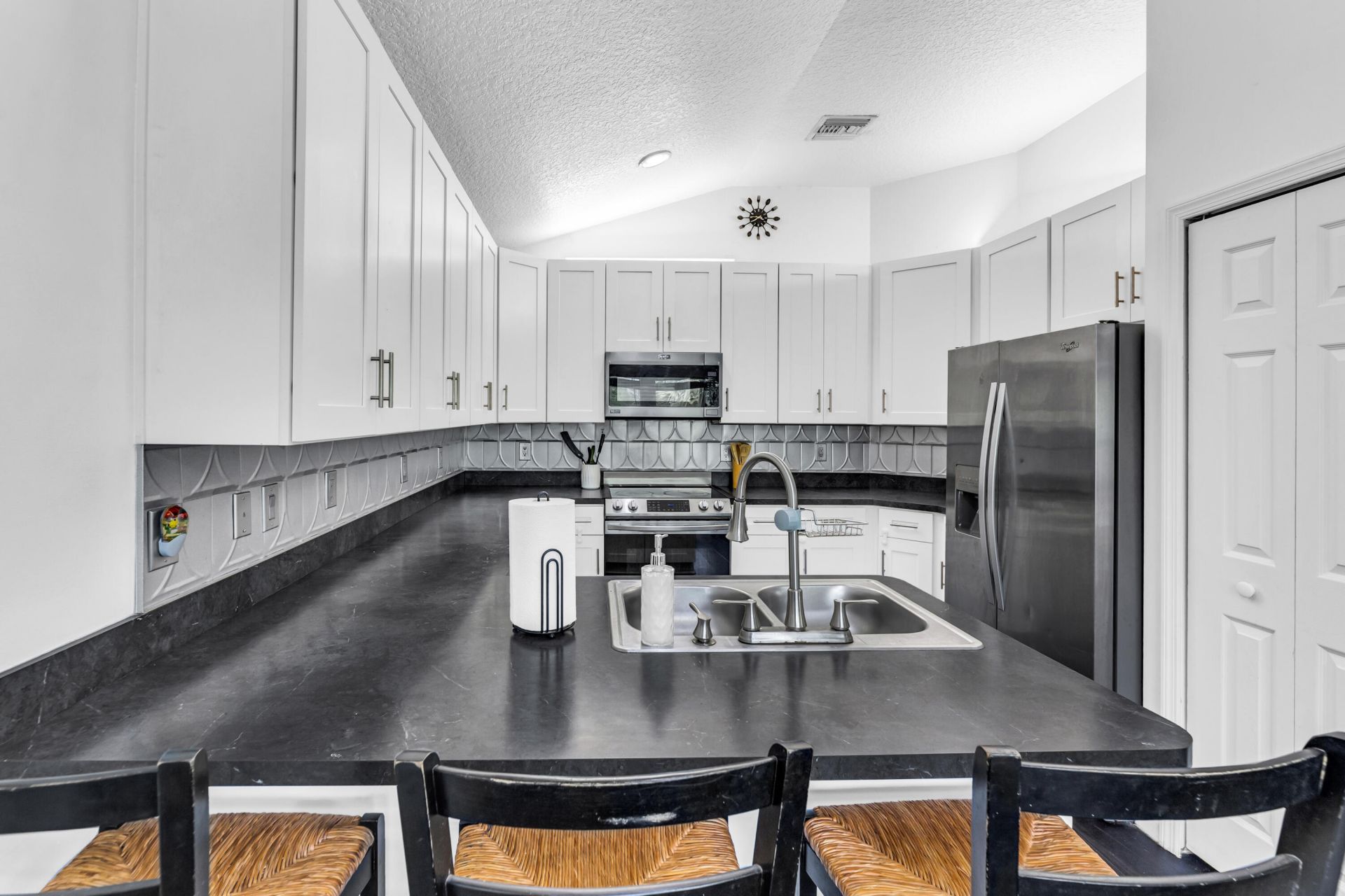 2530 SE Hemsing Street, Port Saint Lucie, FL 34984 Photo