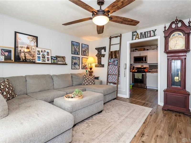 227 Oxford Drive, Fairborn, OH 45324 Photo 3