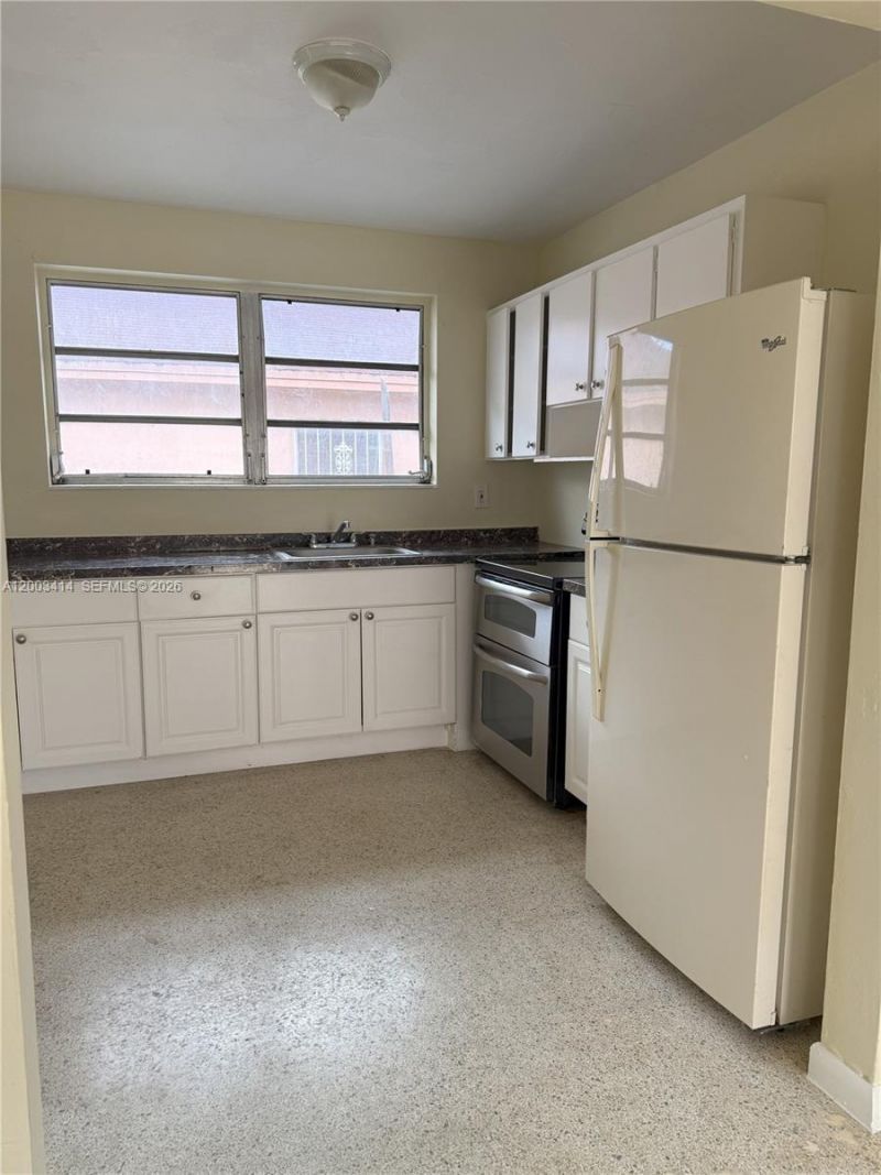 1725 NW 59th St, Unit 3, Miami, FL 33142 Photo