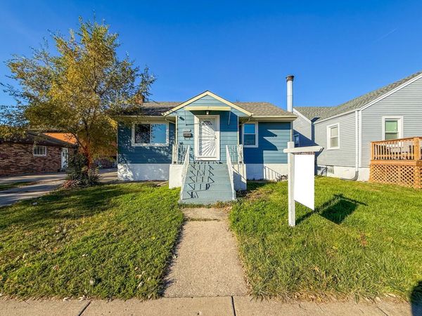 1304 Freeland Avenue , Calumet City, IL 60409