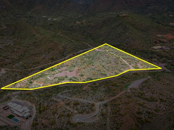 422XX N SIERRA VISTA Drive, Unit 4, Cave Creek, AZ 85331