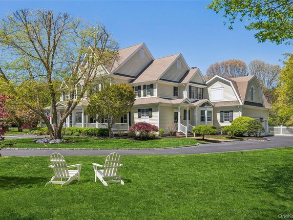 503 Cold Spring Road, Laurel Hollow, NY 11791