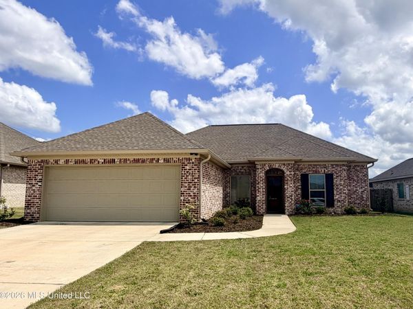 704 Cottonwood Way, Pearl, MS 39208