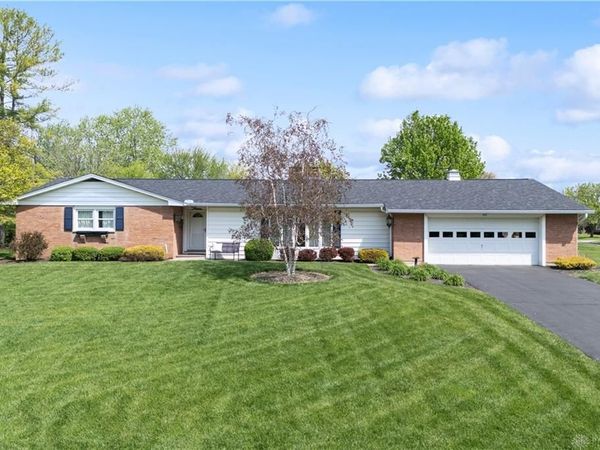 379 Hiatt Avenue, Wilmington, OH 45177