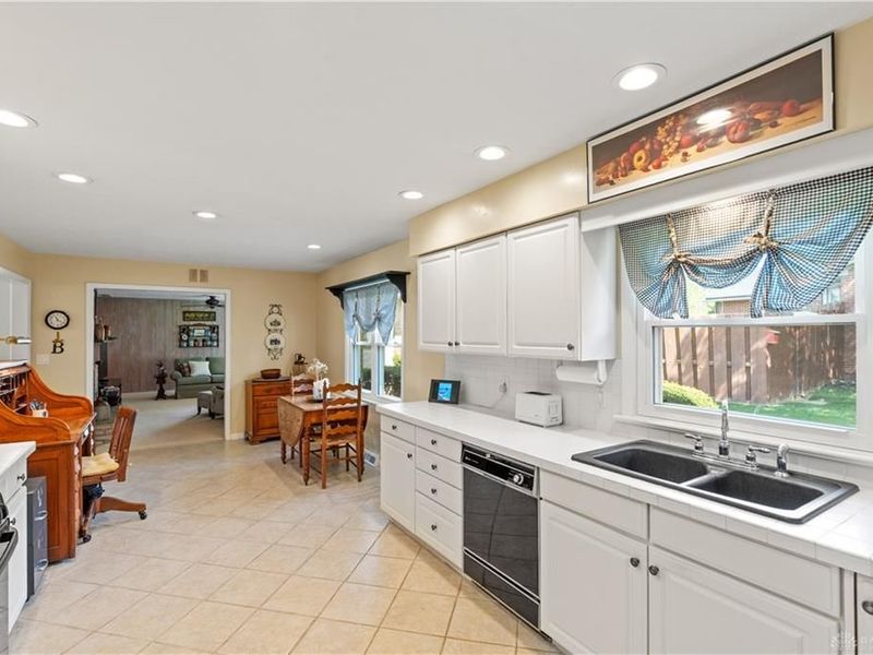 379 Hiatt Avenue, Wilmington, OH 45177 Photo 19