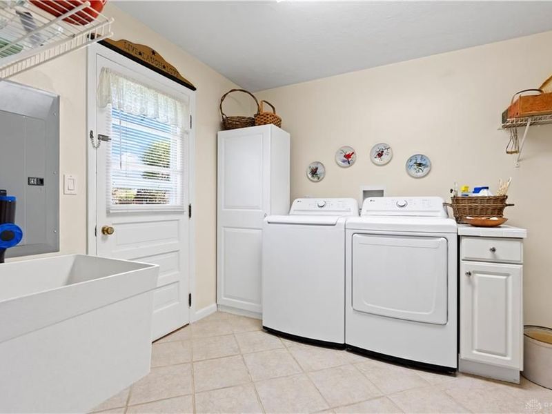 379 Hiatt Avenue, Wilmington, OH 45177 Photo 22