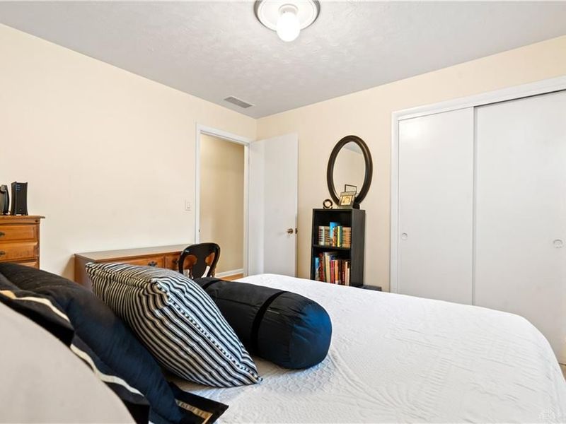 379 Hiatt Avenue, Wilmington, OH 45177 Photo 33