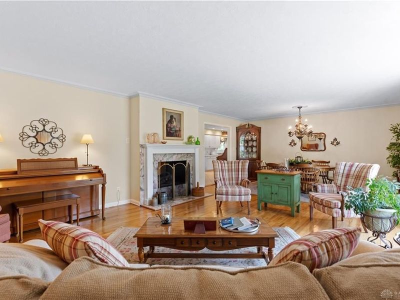 379 Hiatt Avenue, Wilmington, OH 45177 Photo 8