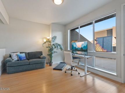 374 State Street, Reno, NV 89501 Photo