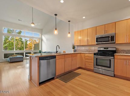 374 State Street, Reno, NV 89501 Photo