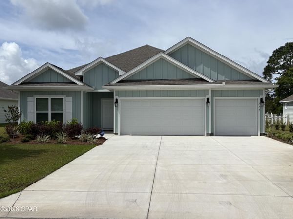 112 Walkabout Court, Port St Joe, FL 32456