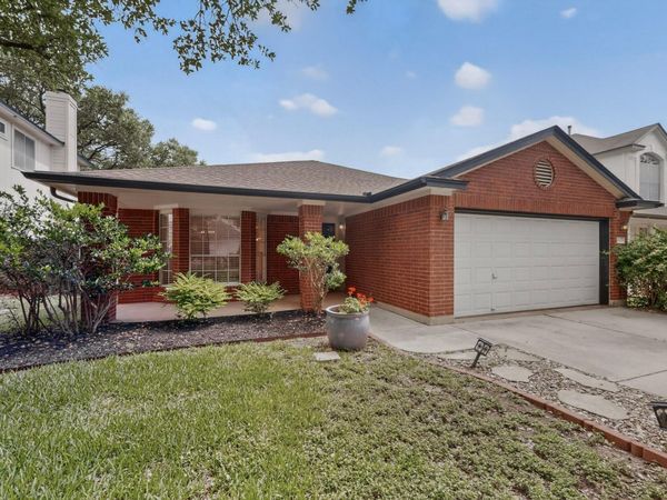 4628 Hoffman DR, Austin, TX 78749