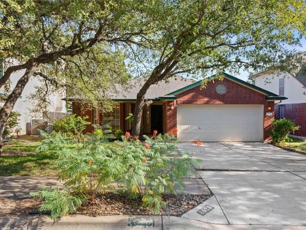 4628 Hoffman DR, Austin, TX 78749